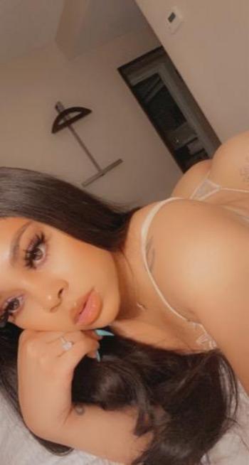 Nikki, 24  female escort, Olympia