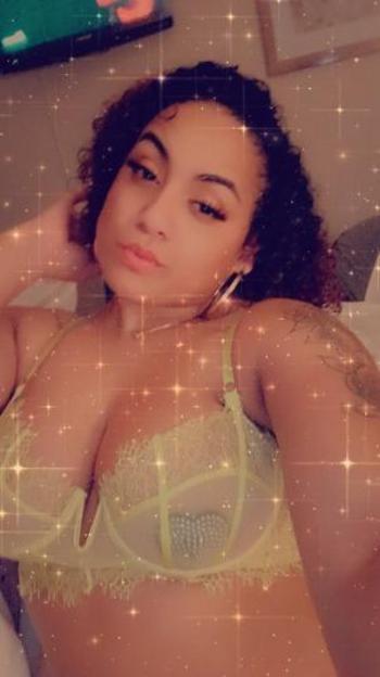 Lauren, 27  female escort, Olympia