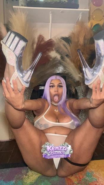 Kenzzi, 28  female escort, Olympia