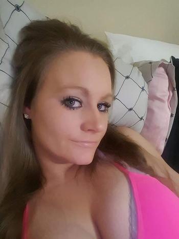 Sandy, 30  female escort, Olympia