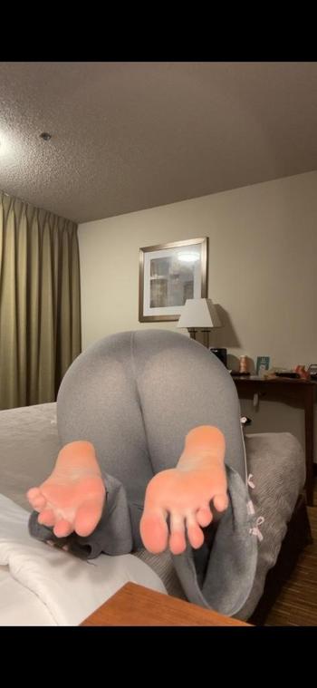 Sav, 22  female escort, Olympia