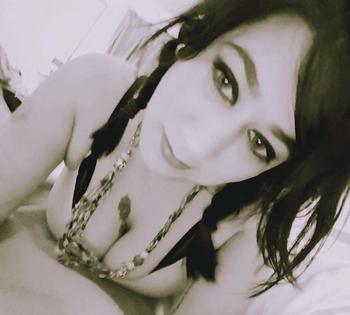 Andromedarose, 35  female escort, Olympia