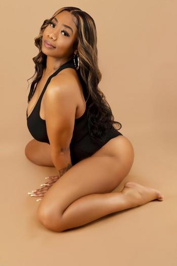 Mercedes, 22  female escort, Olympia