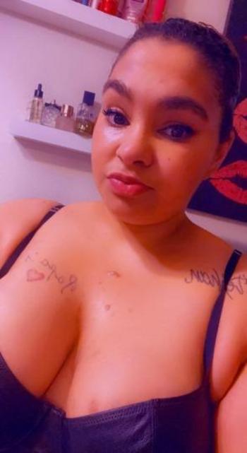 2537537884, female escort, Olympia