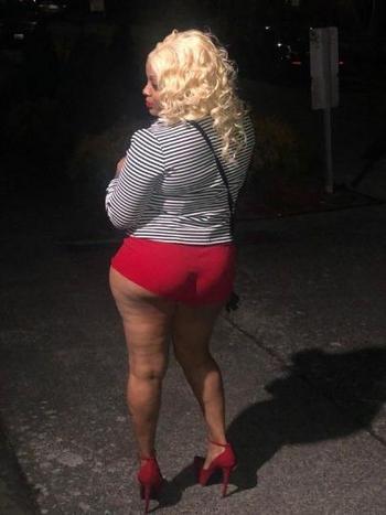 2068331964, female escort, Olympia